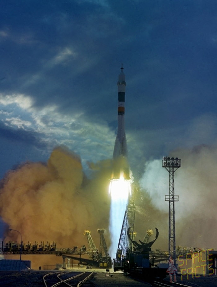 Soyuz 25.jpg